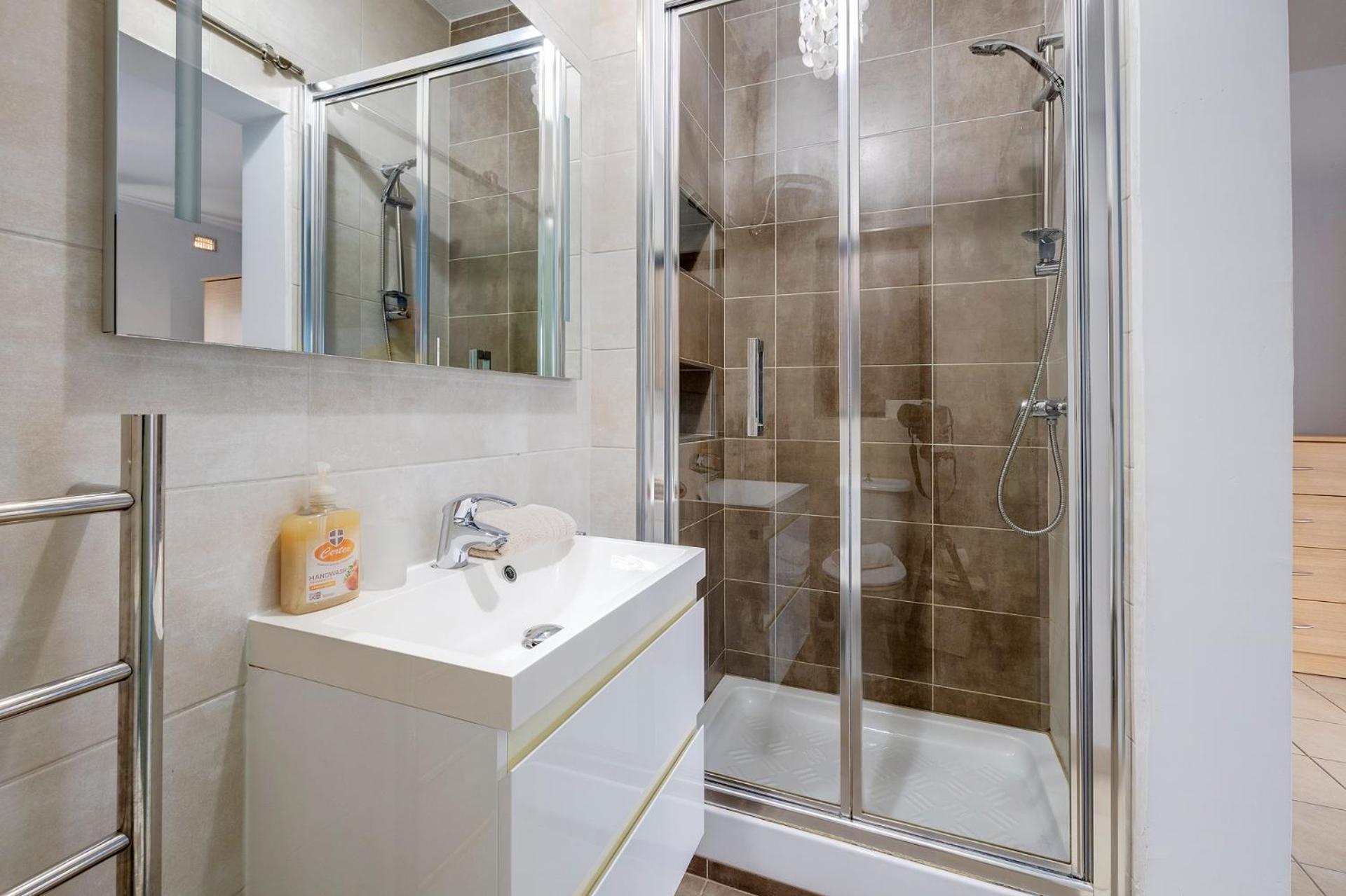 Modern 2Br Sliema Apartment Exteriör bild